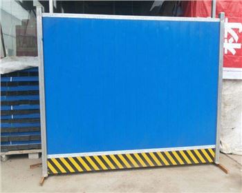 四川木踏板施工围挡